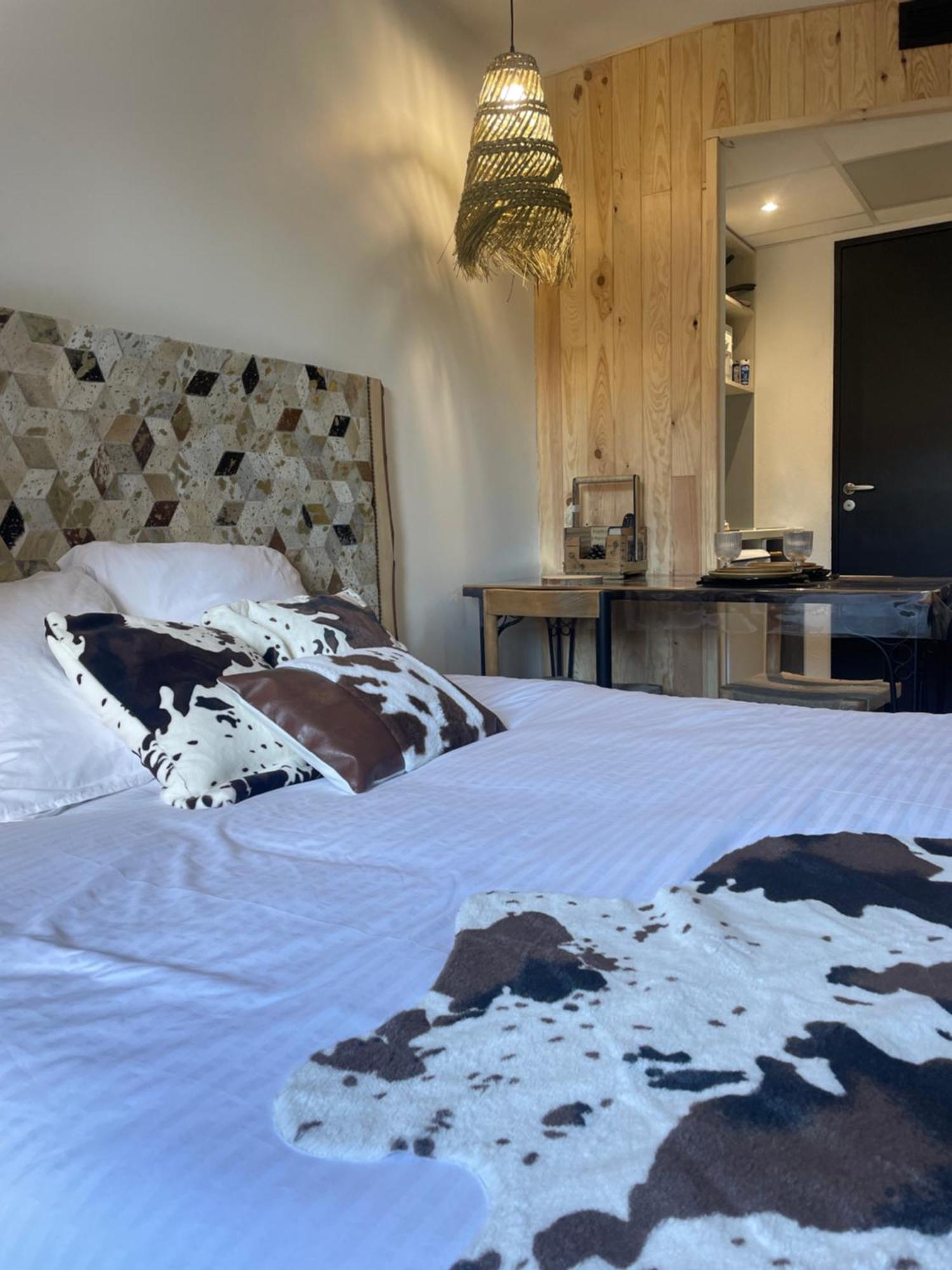 Chalet Studio Premium, Wifi, Chaleureux Лурд Экстерьер фото
