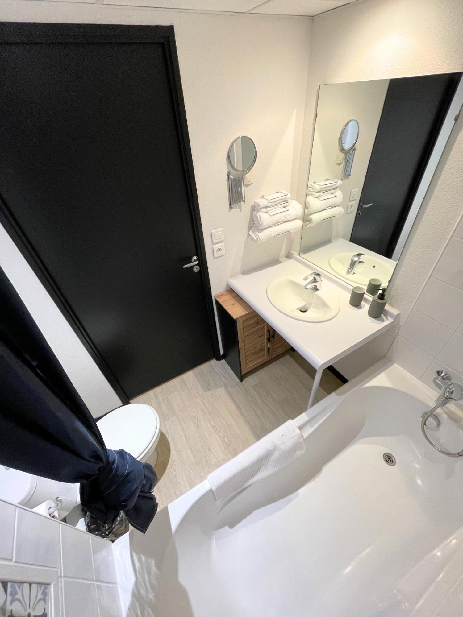 Chalet Studio Premium, Wifi, Chaleureux Лурд Экстерьер фото