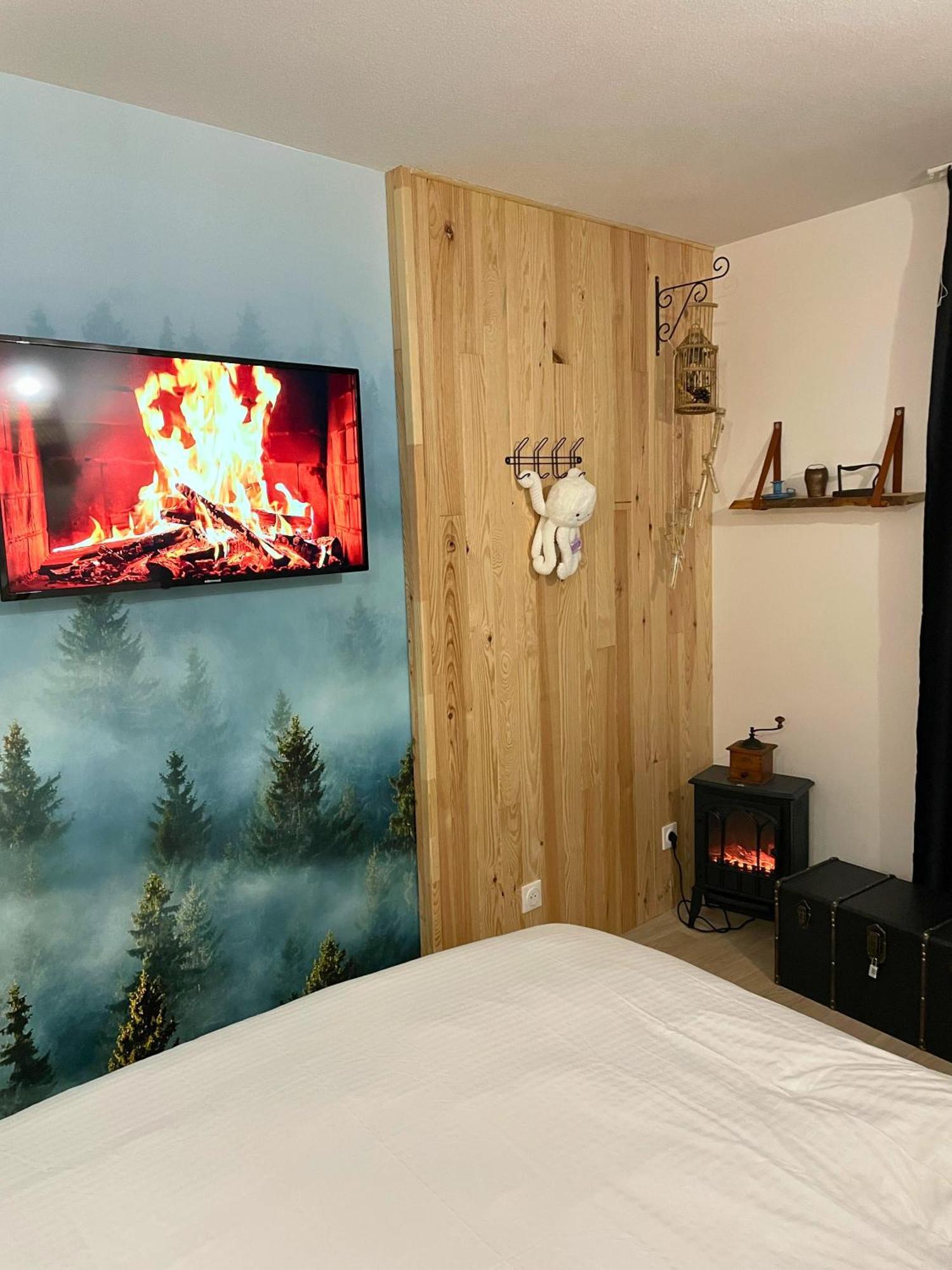 Chalet Studio Premium, Wifi, Chaleureux Лурд Экстерьер фото