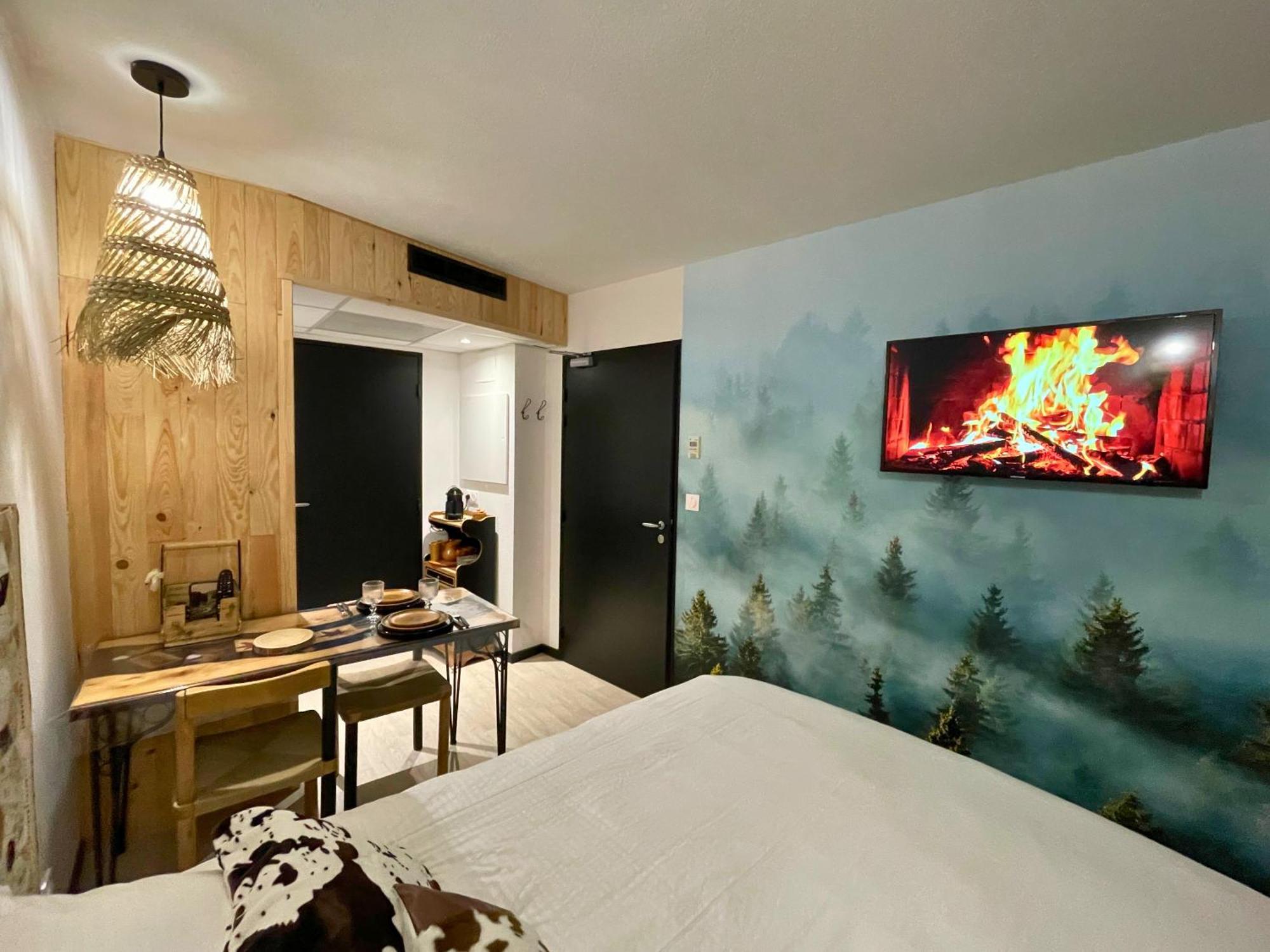 Chalet Studio Premium, Wifi, Chaleureux Лурд Экстерьер фото